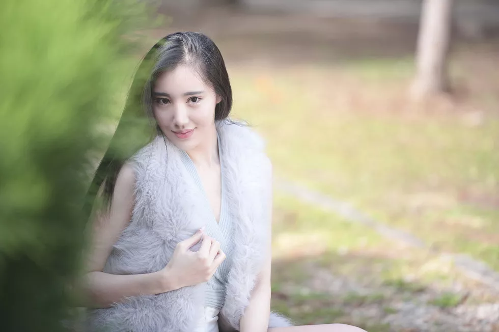 Xgyw.Org_台湾车模美女陈雪恩丰满白嫩性感迷人写真36P