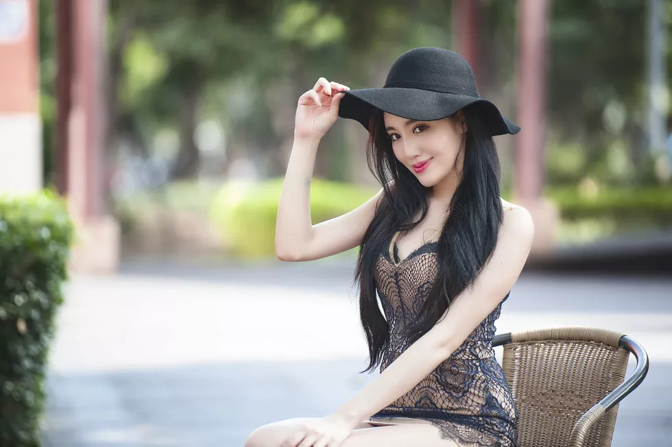 Xgyw.Org_台湾车模美女陈雪恩丰满白嫩性感迷人写真36P