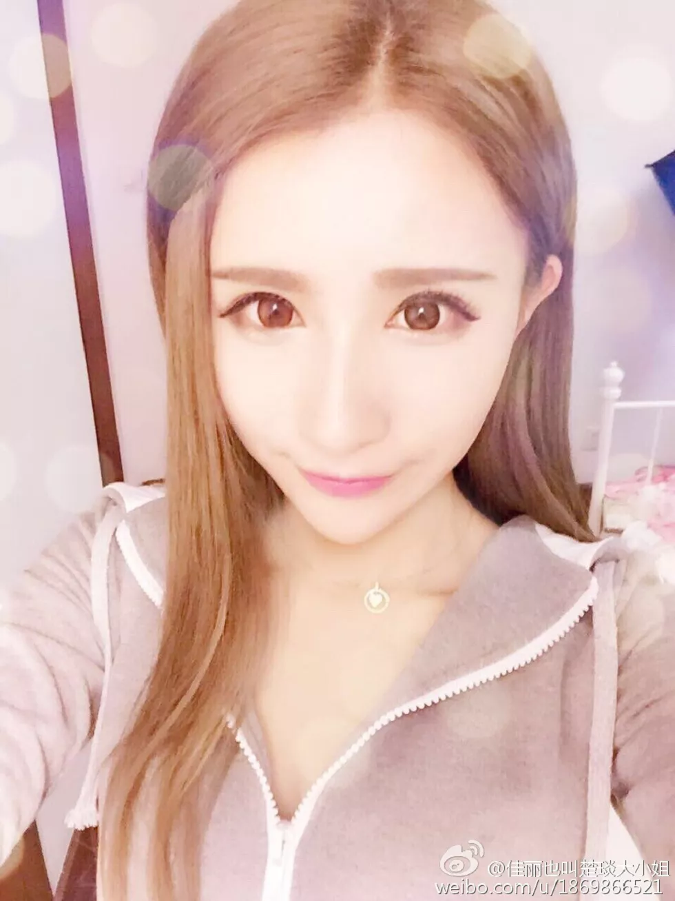 Xgyw.Org_清纯美女主播楚琰大小姐性感微博写真合集160P