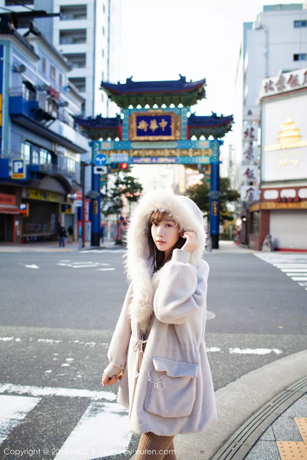 Xgyw.Org_[IMISS爱蜜社]Vol.010_90后绝美showgirl陈潇户外清爽迷人写真71P
