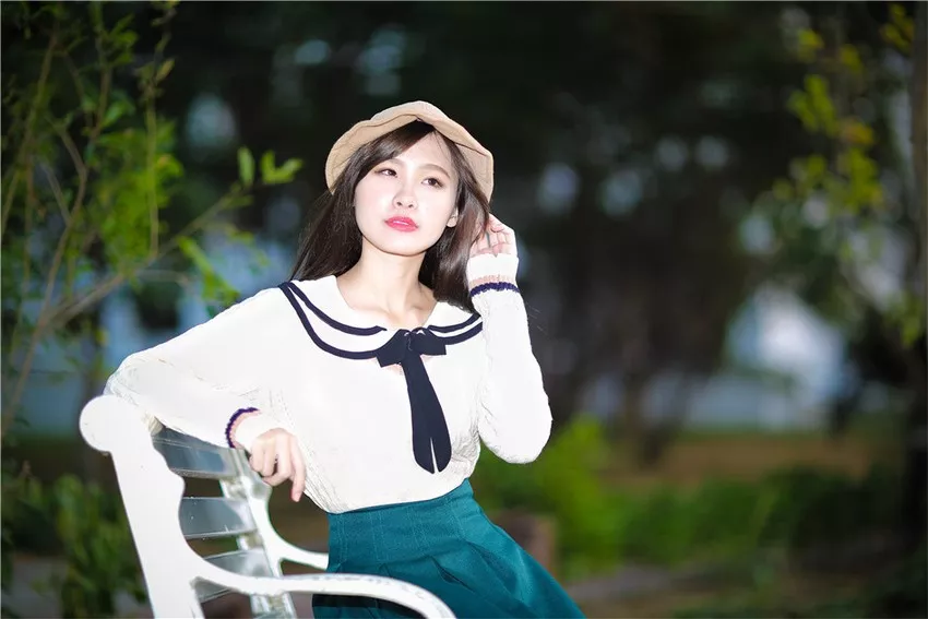 Xgyw.Org_台湾清纯美女莫葵Vika校园风清纯外拍写真57P
