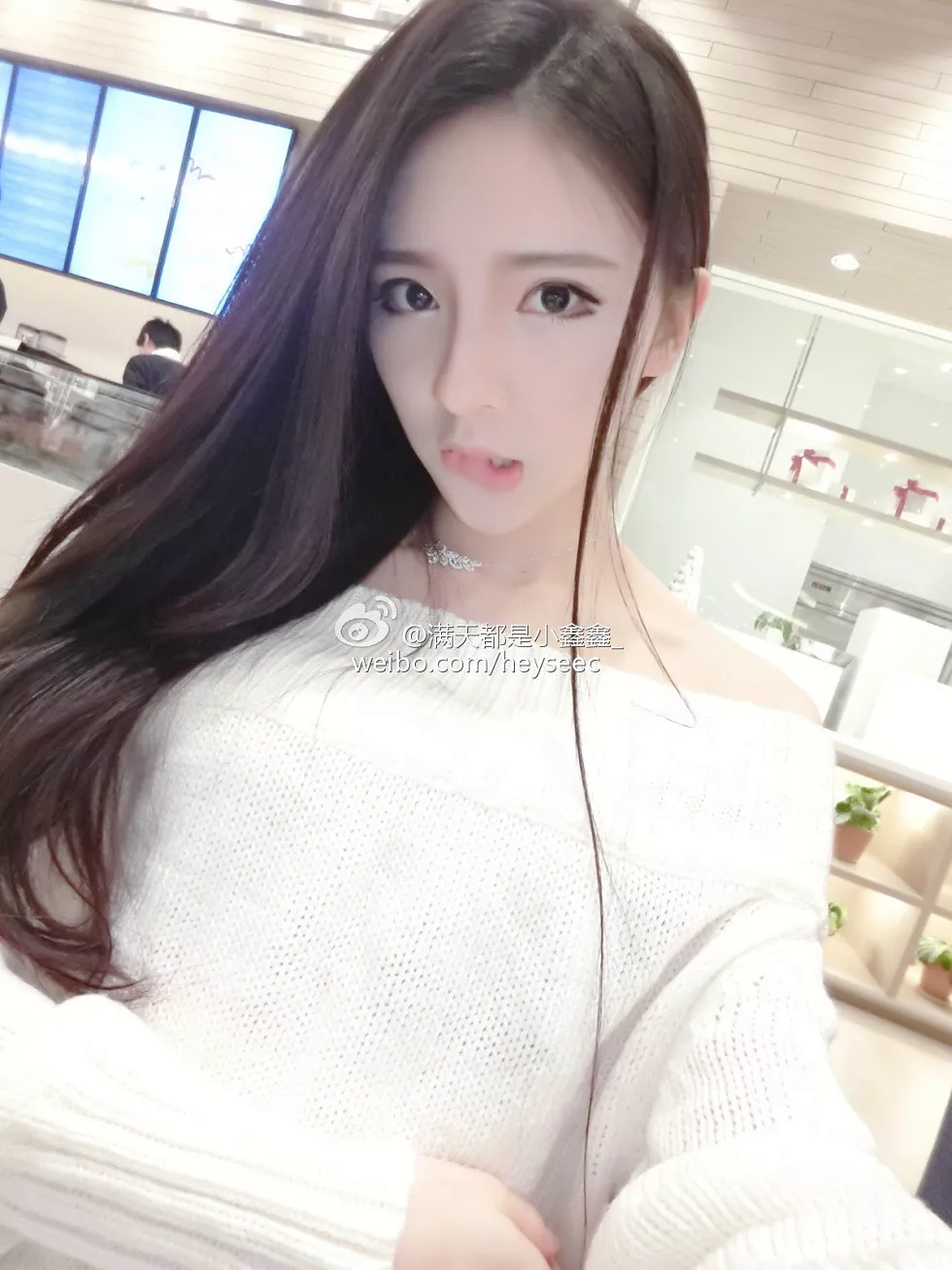 Xgyw.Org_微博红人满天都是小鑫鑫海量微博性感清爽写真209P