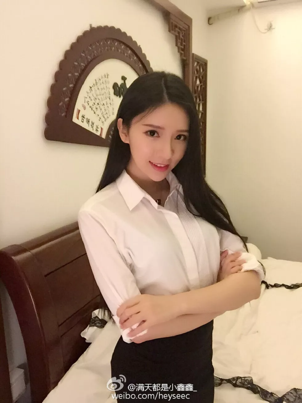 Xgyw.Org_微博红人满天都是小鑫鑫海量微博性感清爽写真209P