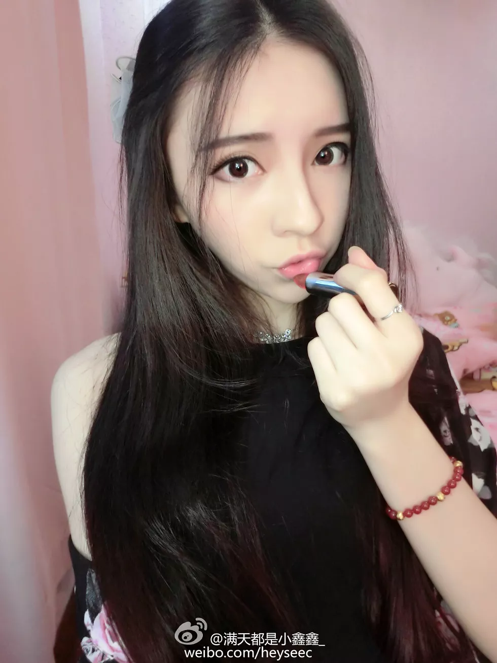 Xgyw.Org_微博红人满天都是小鑫鑫海量微博性感清爽写真209P