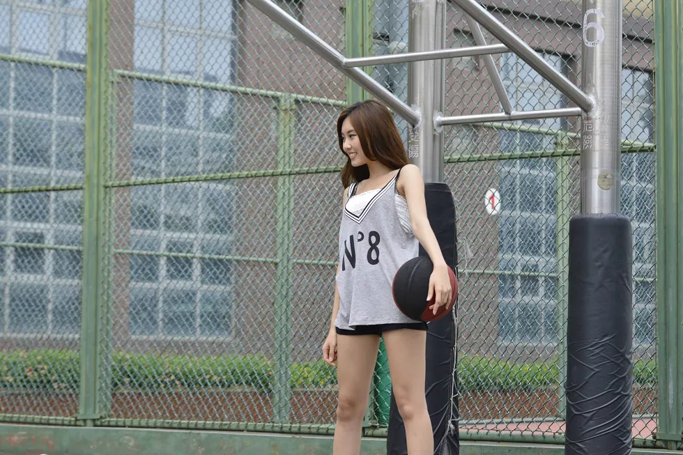Xgyw.Org_台湾腿模女神郭珉妏(Queenie)完美身材迷人曲线写真142P