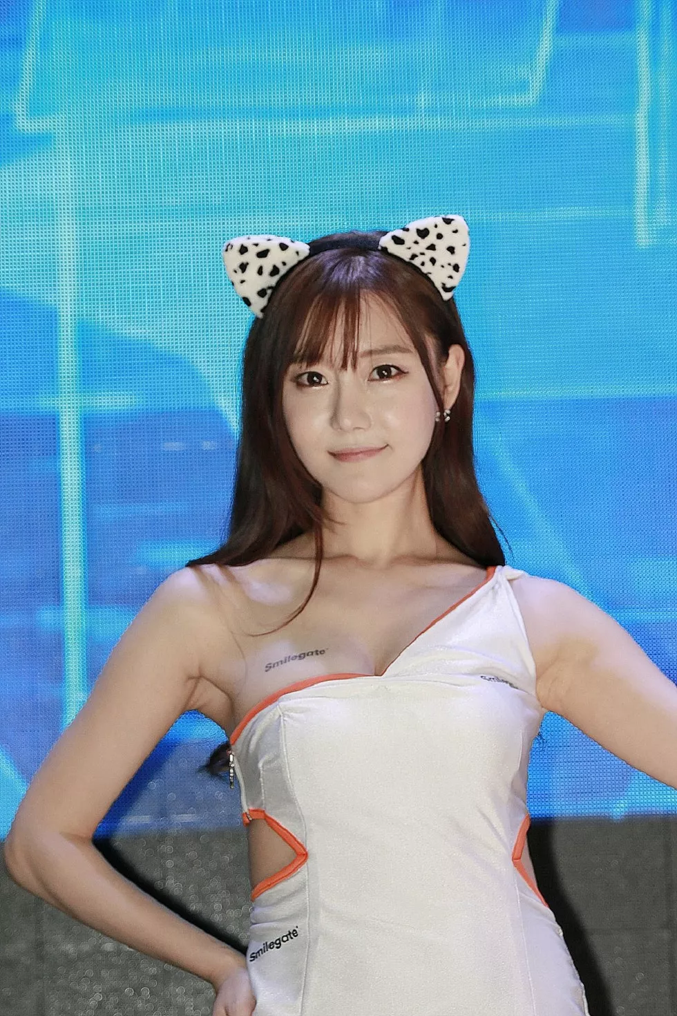 Xgyw.Org_韩国赛车女郎崔瑟琪完美身材童颜巨乳海量诱惑写真339P