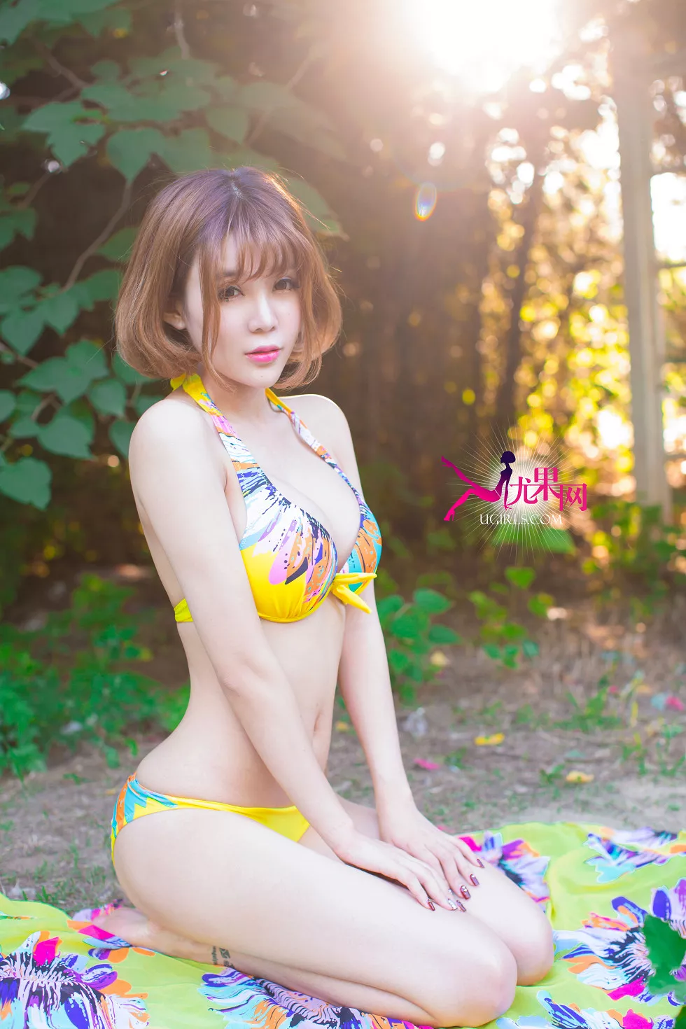 Xgyw.Org_[Ugirls尤果网]U100_嫩模令孜昕Alin黑色吊带长裙真空秀豪乳妩媚性感写真65P