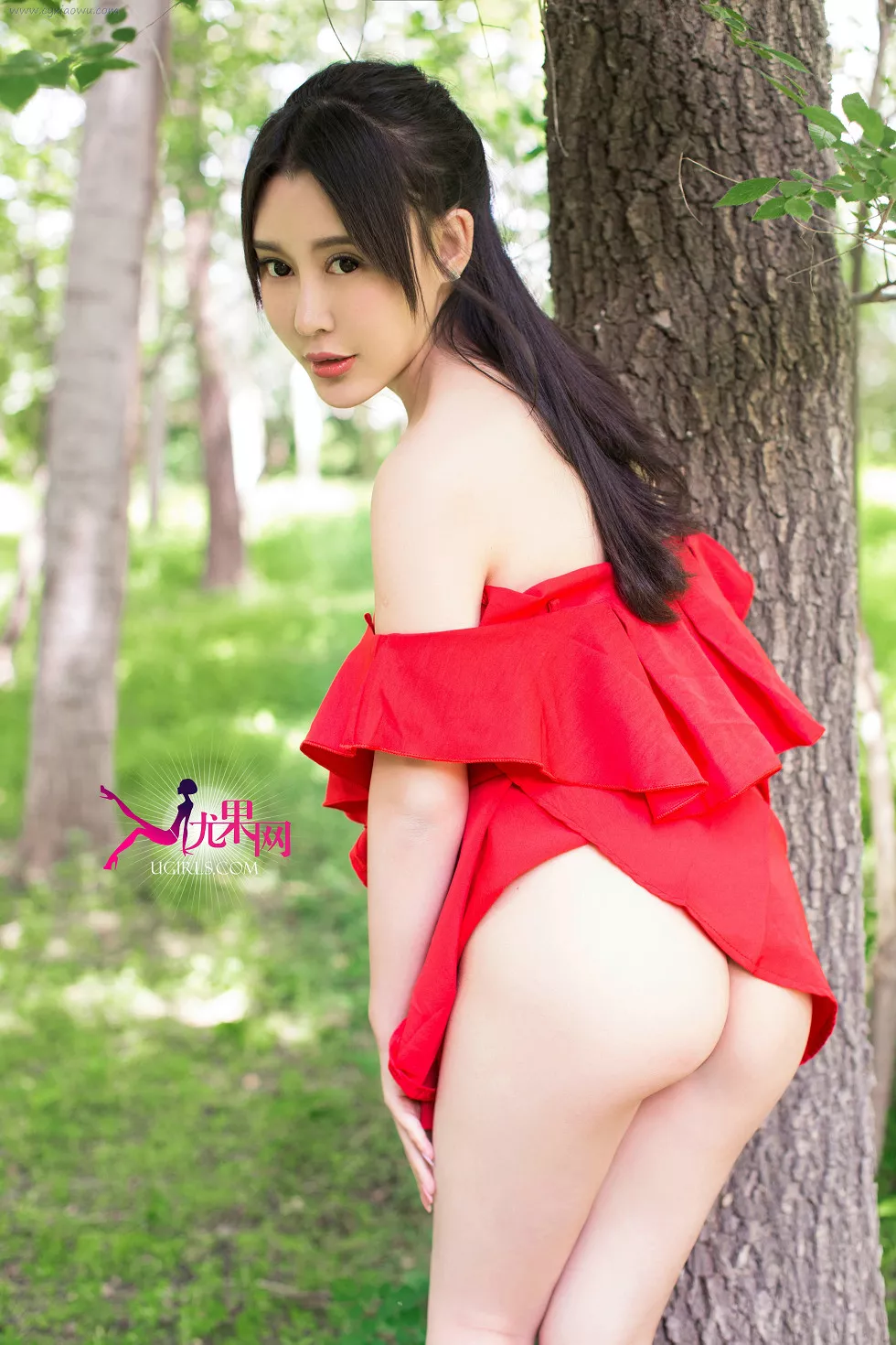 Xgyw.Org_[Ugirls尤果网]U097_混血嫩模Rita施莉达红色薄纱长裙真空秀美乳翘臀诱惑65P
