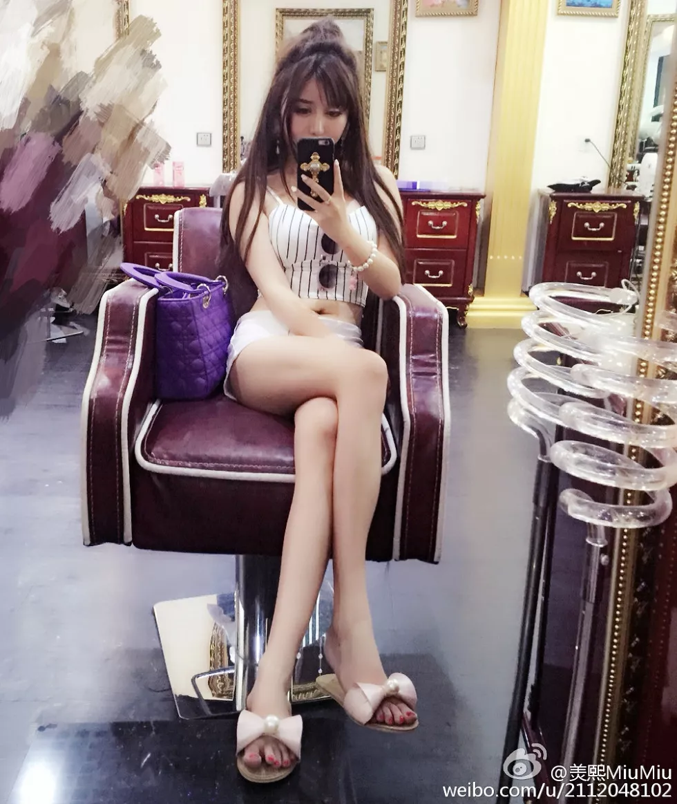 Xgyw.Org_混血嫩模美熙MiuMiu完美身材火辣喷血大尺度微博写真456P