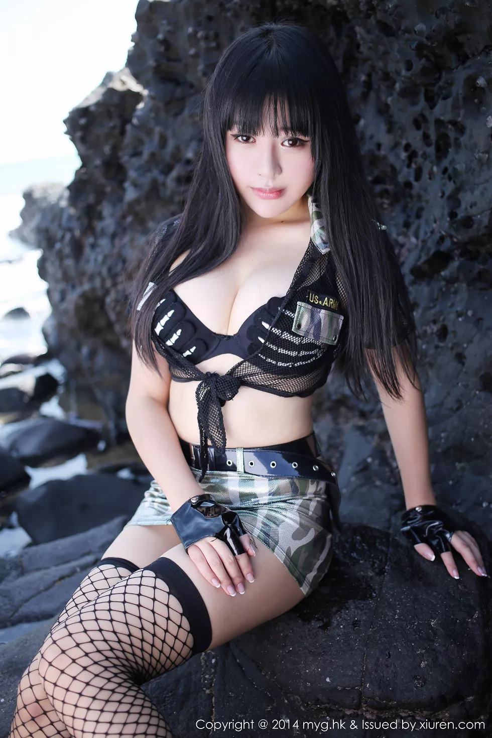 Xgyw.Org_[MyGirl美媛馆]Vol.075_嫩模八宝icey厦门旅拍性感比基尼系列完美曲线写真66P