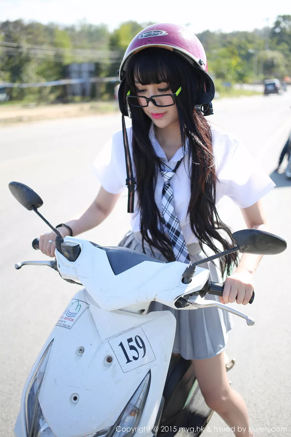 Xgyw.Org_[MyGirl美媛馆]Vol.096_嫩模杨晓青儿泰国旅拍清纯学生装花丛中的美仙子写真88P