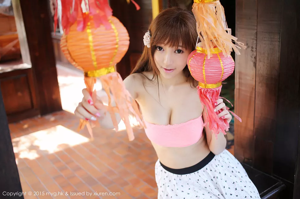 Xgyw.Org_[MyGirl美媛馆]Vol.098_嫩模王馨瑶yanni清迈旅拍粉红内衣秀美胸性感美腿写真73P