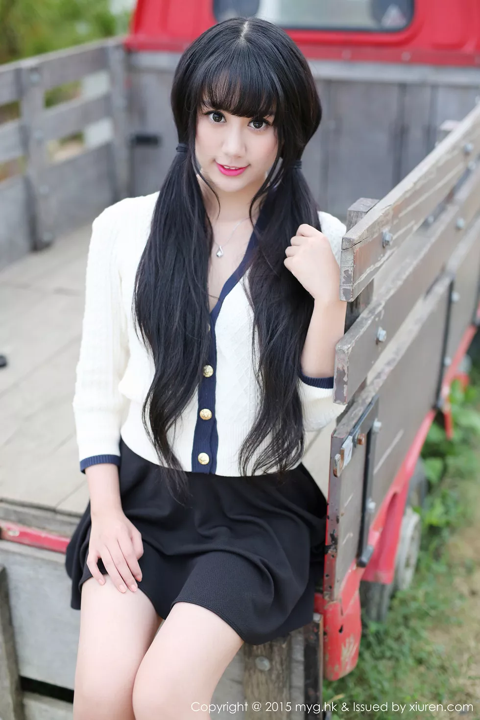 Xgyw.Org_[MyGirl美媛馆]Vol.102_嫩模杨晓青儿泰国Pai县旅拍白色蕾丝袜诱惑翘臀写真60P
