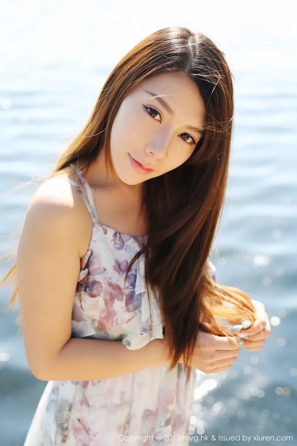 Xgyw.Org_[MyGirl美媛馆]Vol.106_嫩模vetiver嘉宝贝儿大理旅拍连身花长裙清新迷人写真50P