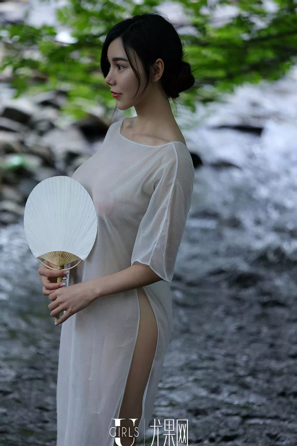 Xgyw.Org_[Ugirls尤果网]T020_尤果网中秋特辑合家欢于思琪＆颜爱泽＆沈佳熹性感写真52P