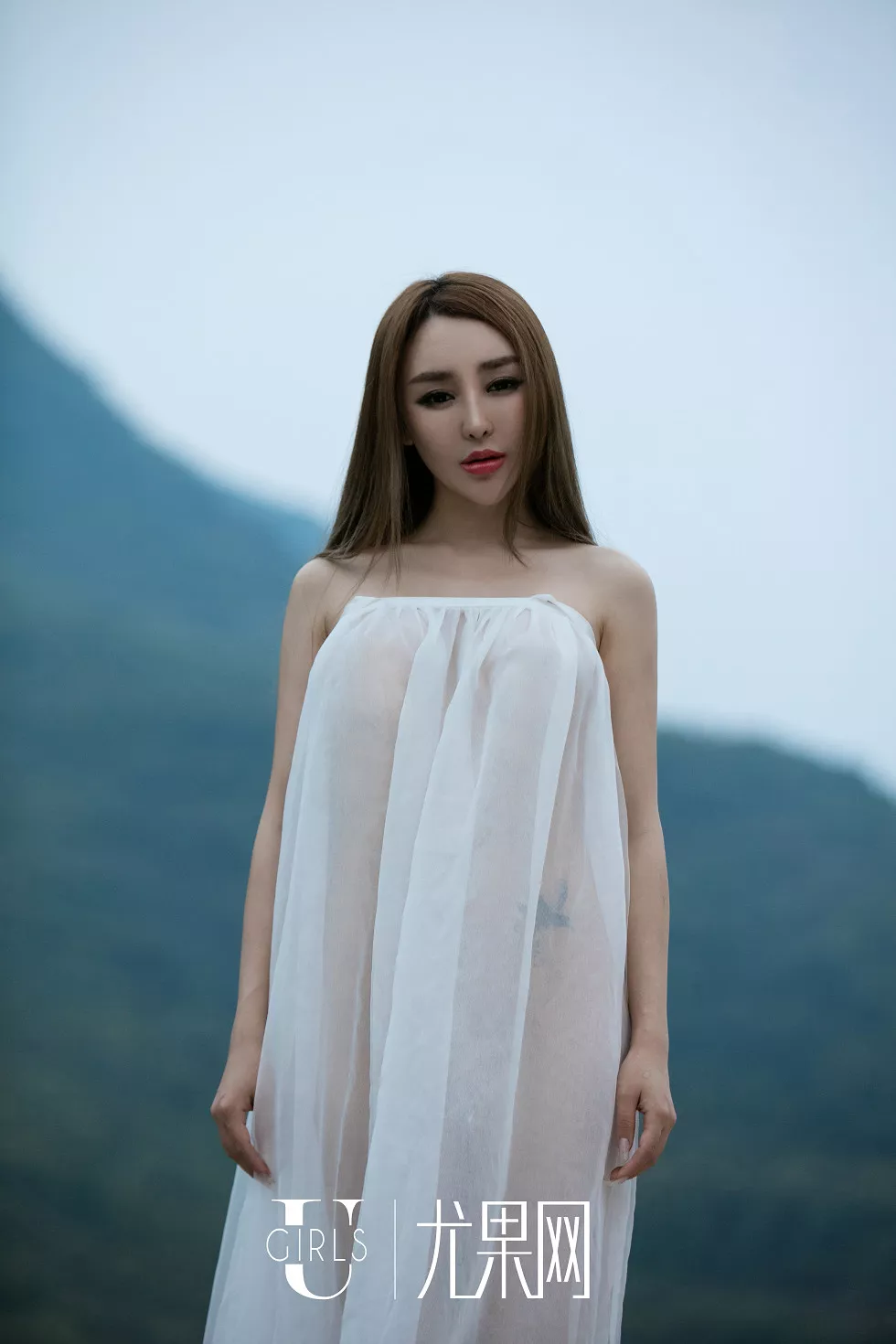 Xgyw.Org_[Ugirls尤果网]U192_靓丽嫩模溪甜户外溪水边大尺度豪乳美体撩人姿势诱惑写真65P