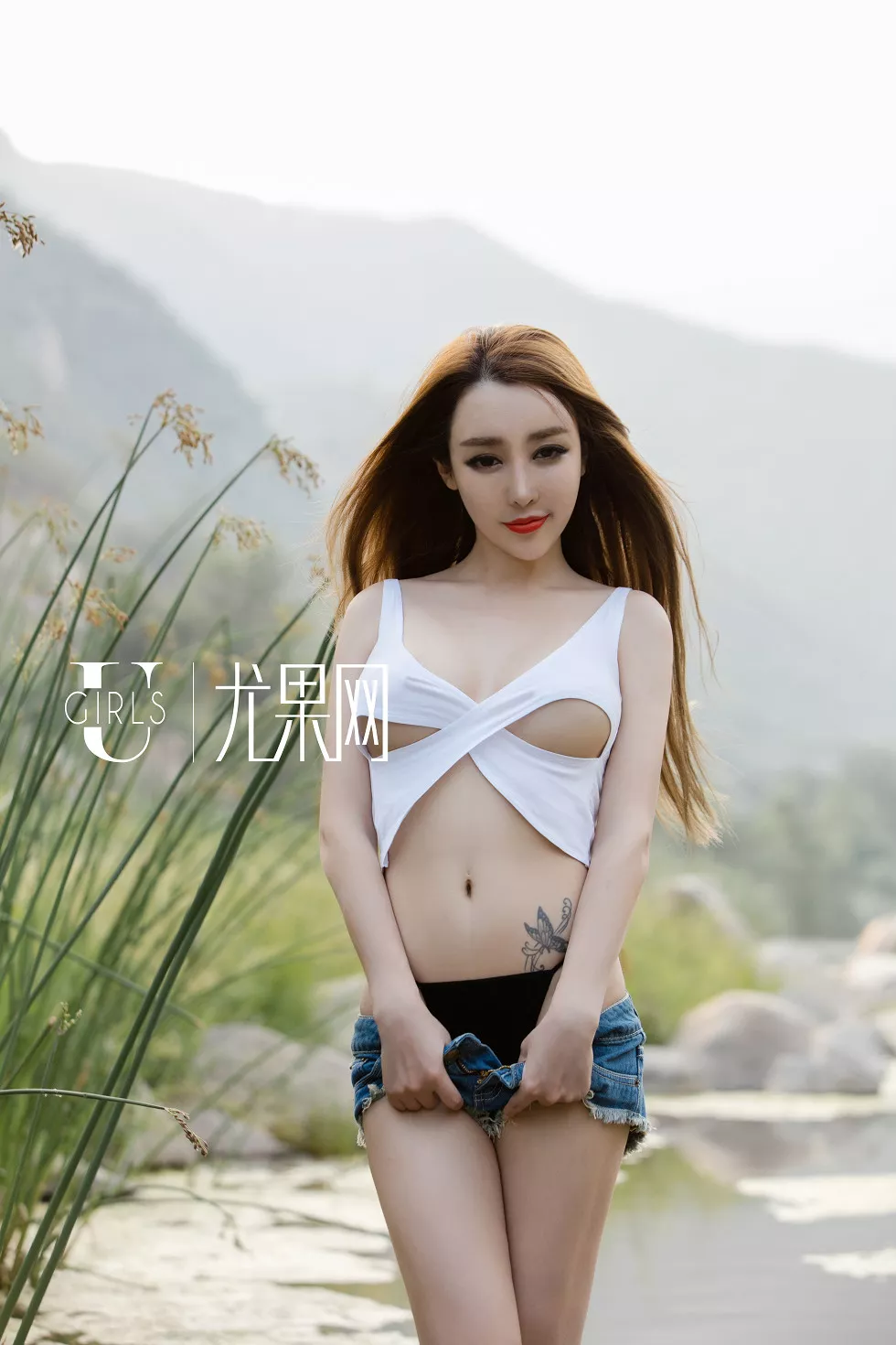 Xgyw.Org_[Ugirls尤果网]U192_靓丽嫩模溪甜户外溪水边大尺度豪乳美体撩人姿势诱惑写真65P