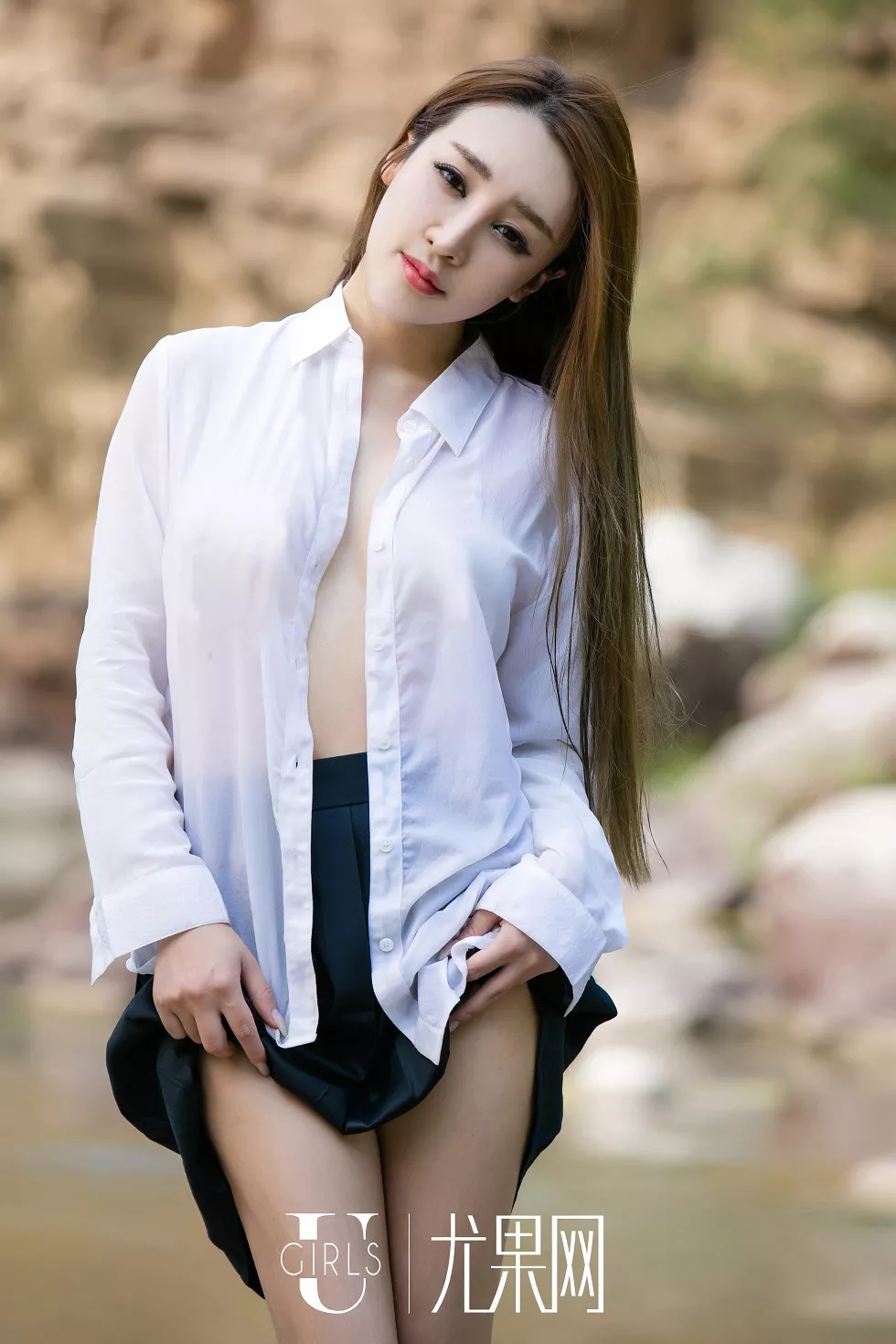 Xgyw.Org_[Ugirls尤果网]U192_靓丽嫩模溪甜户外溪水边大尺度豪乳美体撩人姿势诱惑写真65P