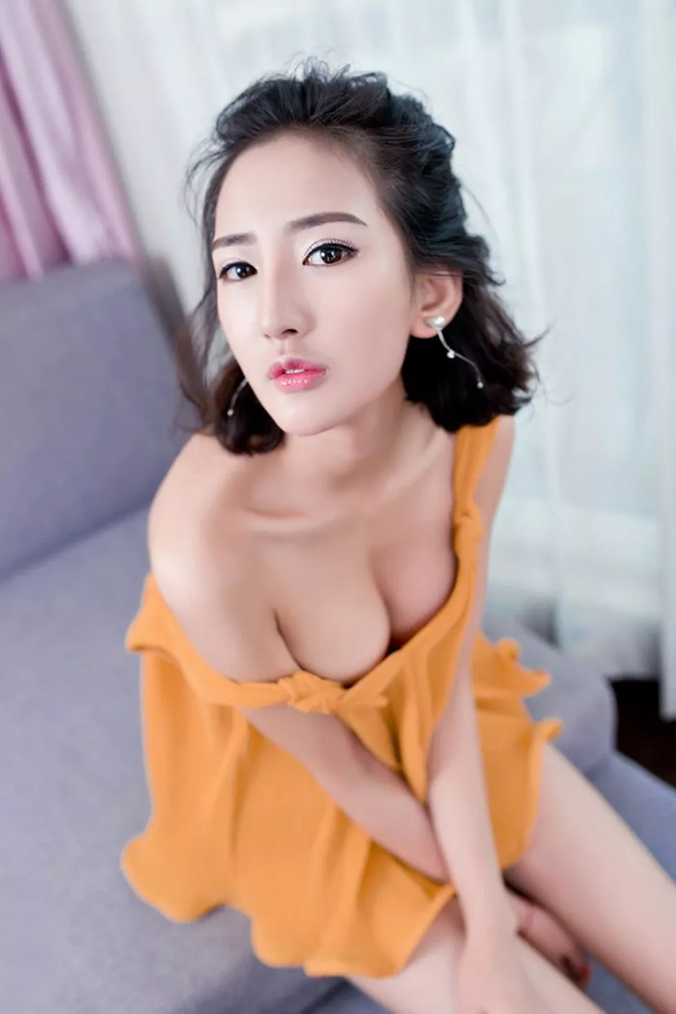 Xgyw.Org_XiuRen第590期_娇媚女人梅哥白色高叉连体内衣浴缸里奶油摸身湿身诱惑写真51P