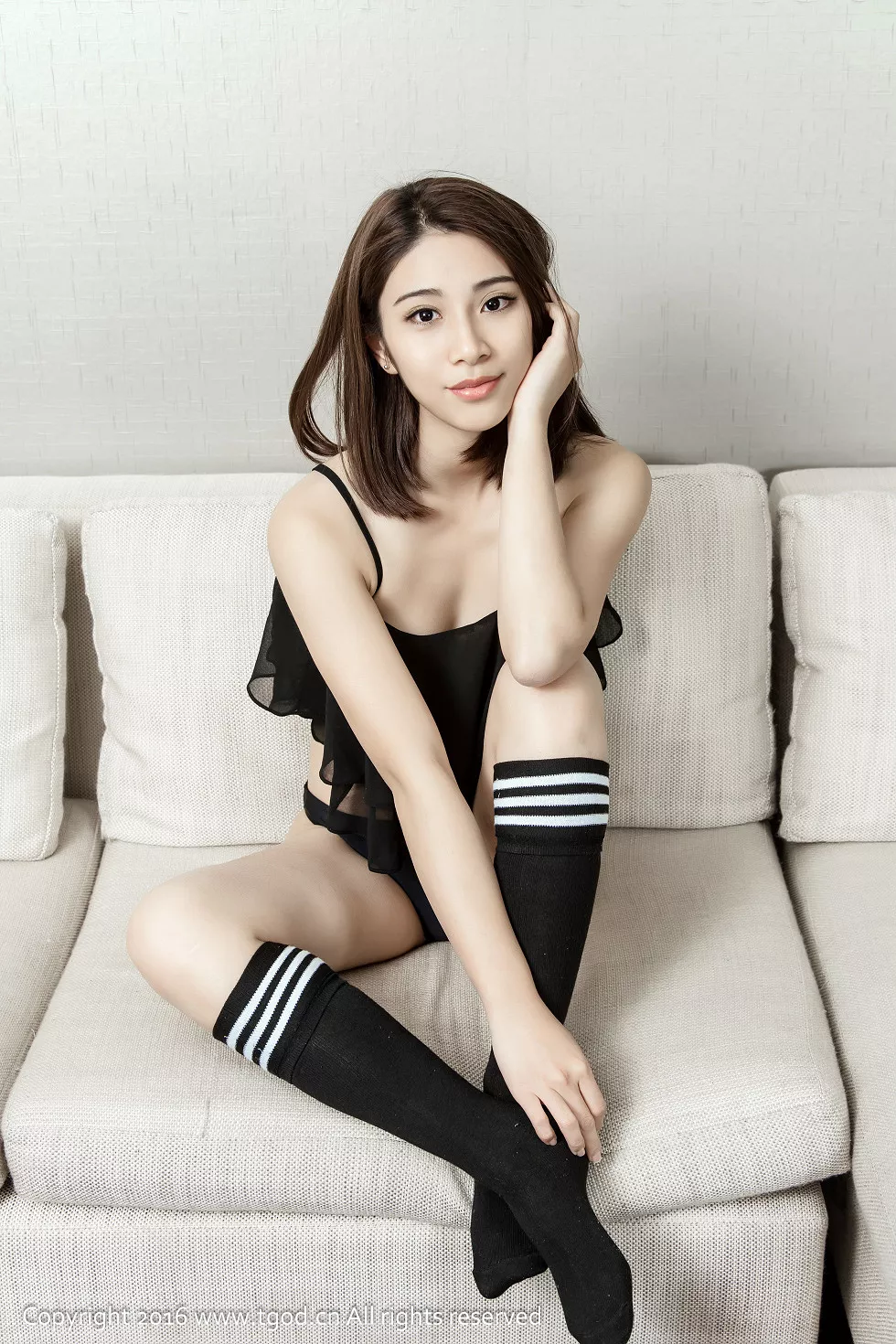 Xgyw.Org_[TGOD推女神]2016.03.12_清纯靓丽妹子Lee小棠白色睡裙敞开秀半球撩人诱惑写真43P