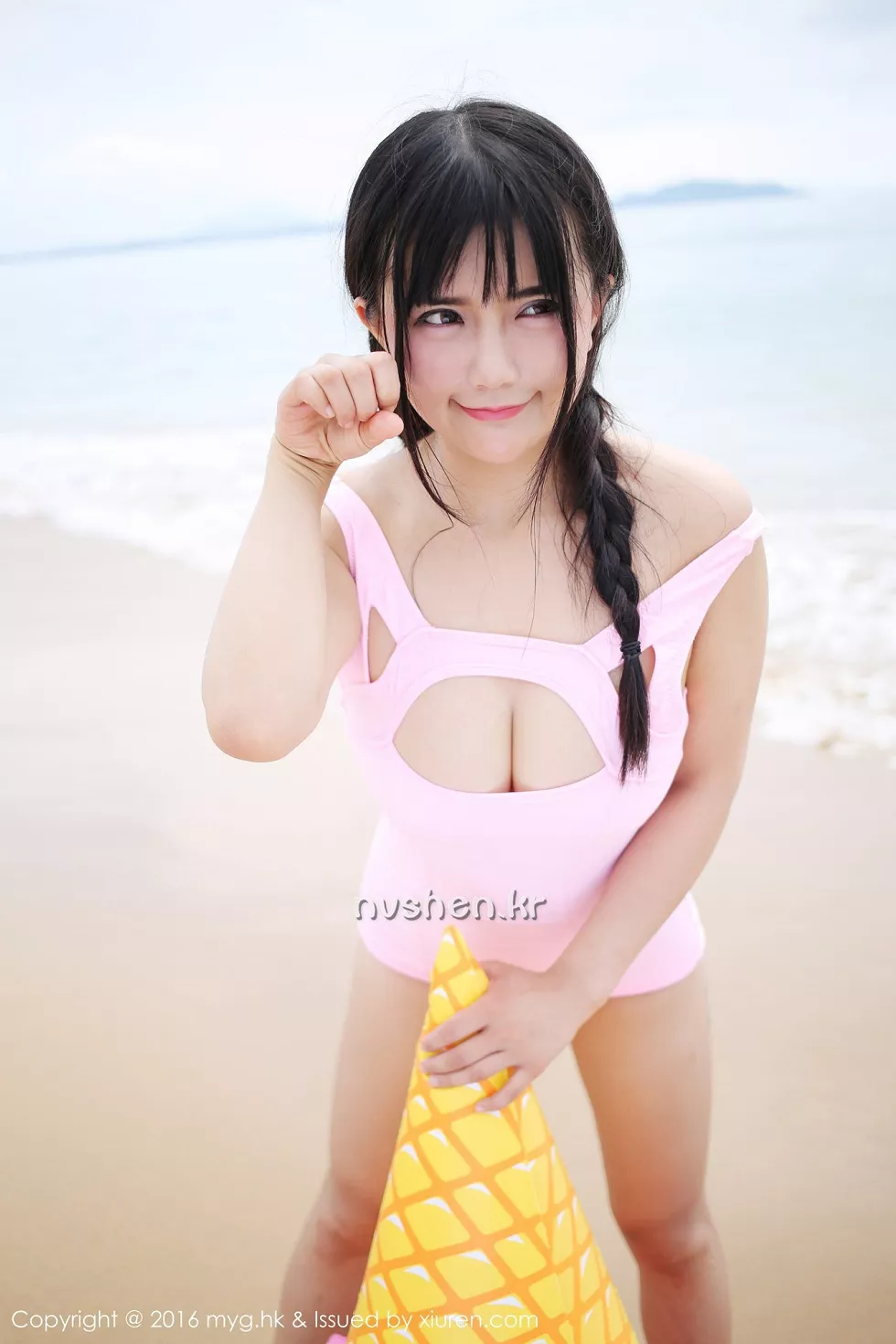 Xgyw.Org_[MyGirl美媛馆]Vol.230_巨乳嫩模崔乖艺性感花色比基尼童颜巨乳诱惑写真54P