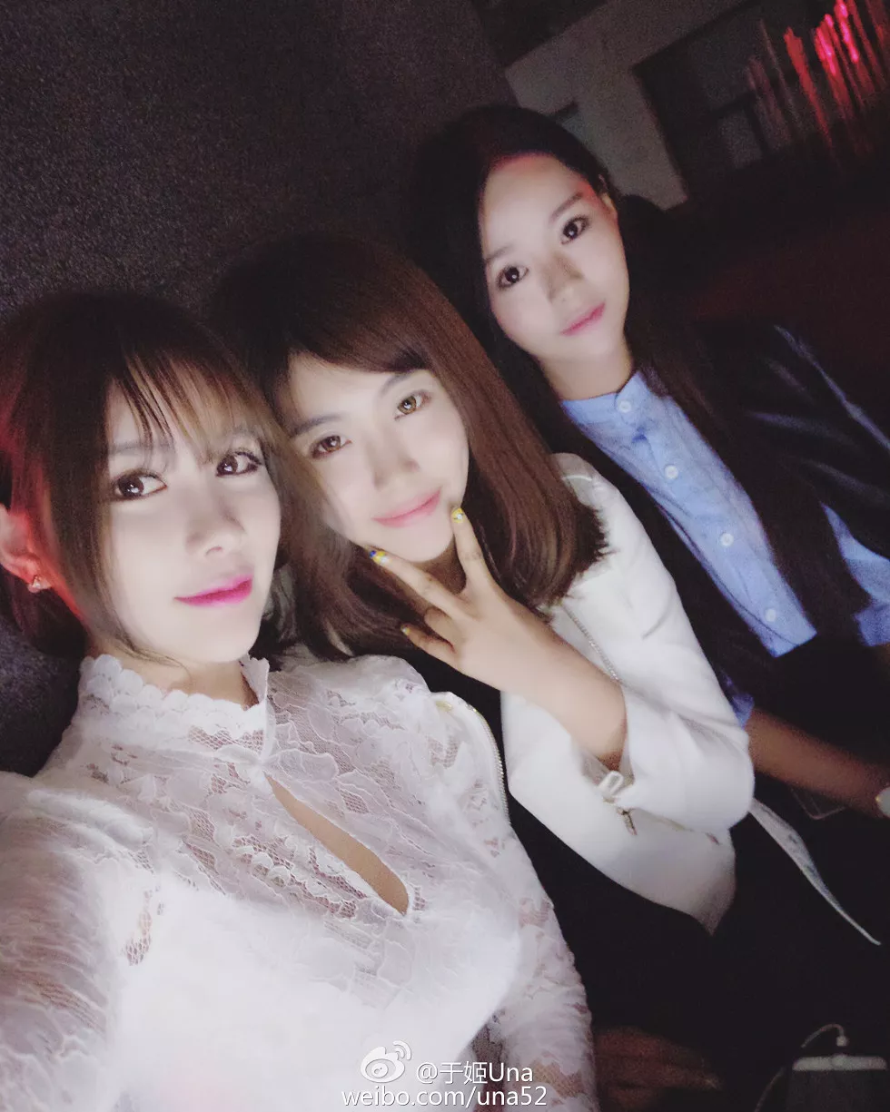 Xgyw.Org_中国好胸嫩模于姬Una迷人豪乳海里微博性感写真255P