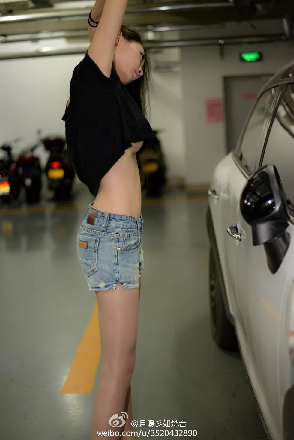 Xgyw.Org_微博女神月暖彡如梵音大尺度性感生活海量写真秀174P