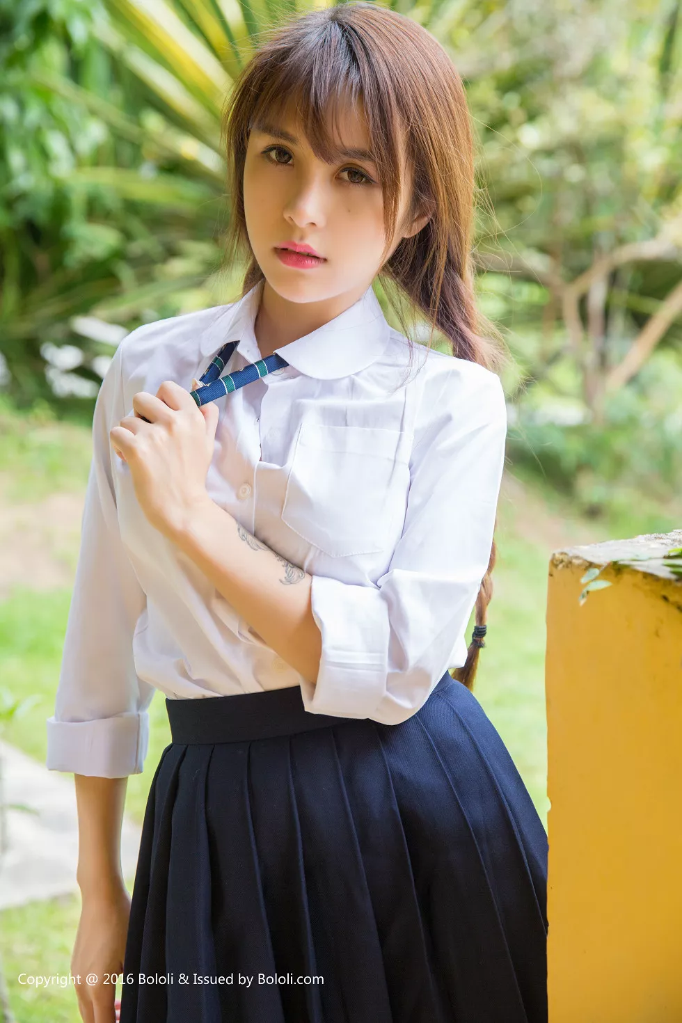 Xgyw.Org_[BoLoli波萝社新刊]Vol.023_嫩模柳侑绮VS夏美酱学生装户外野战篇诱惑写真37P