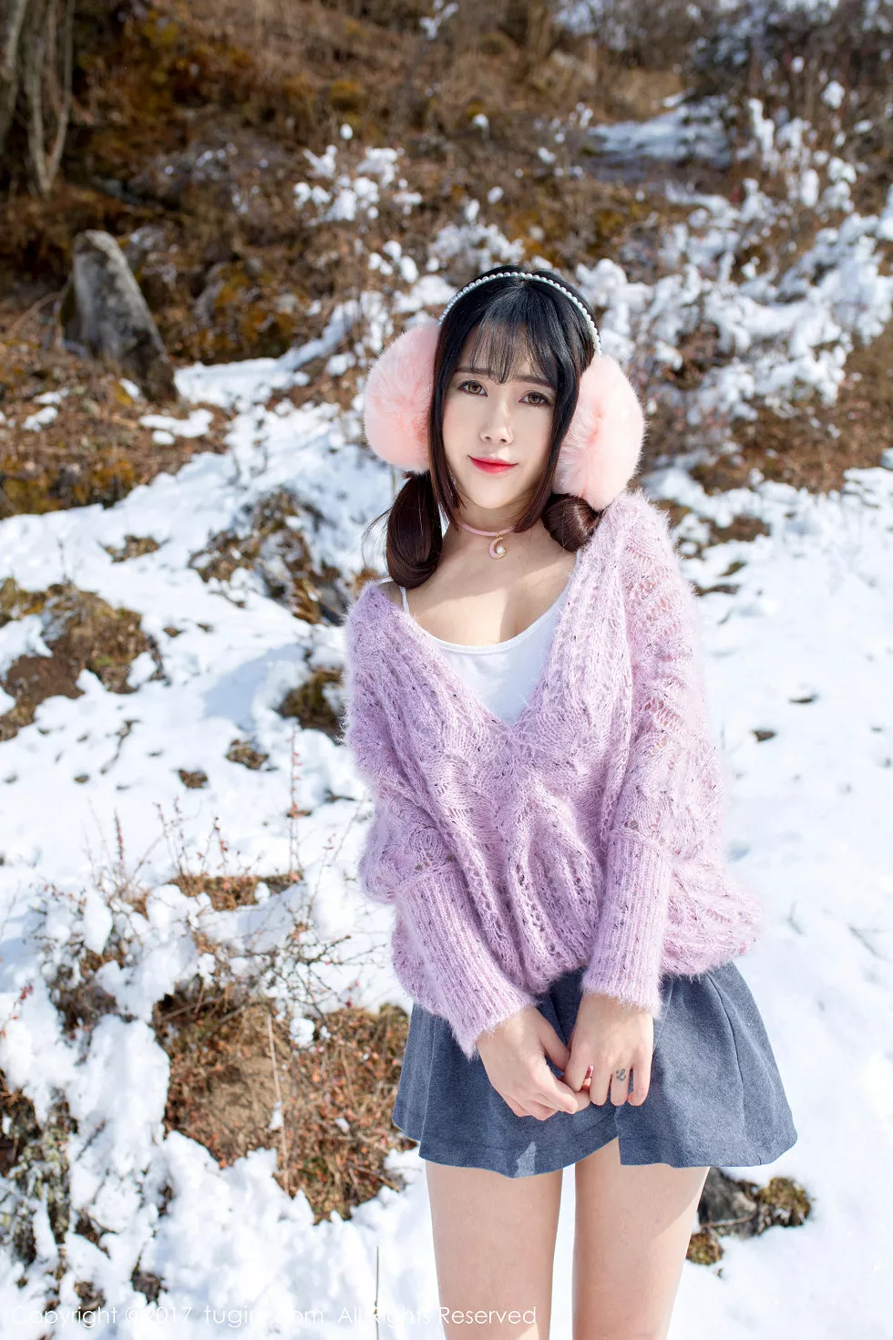 Xgyw.Org_XiuRen第720期_嫩模兜豆靓Youlina冰天雪地里黑色蕾丝内裤冰冷诱惑写真51P