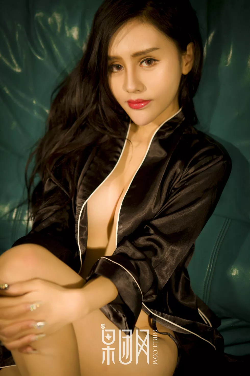Xgyw.Org_[GIRLT果团网]NO.041_嫩模陈迪娅大尺度全裸上身手握豪乳玉体横陈撩人诱惑写真76P