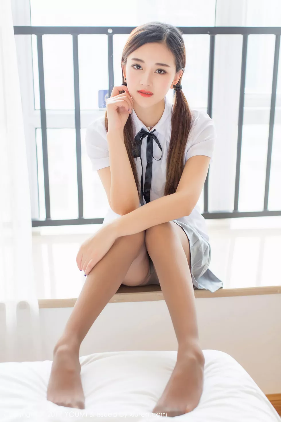 Xgyw.Org_[YouMi尤蜜荟]Vol.087_新人模特娜娜TINA办公室黑丝OL制服秀完美身材靓丽迷人写真40P