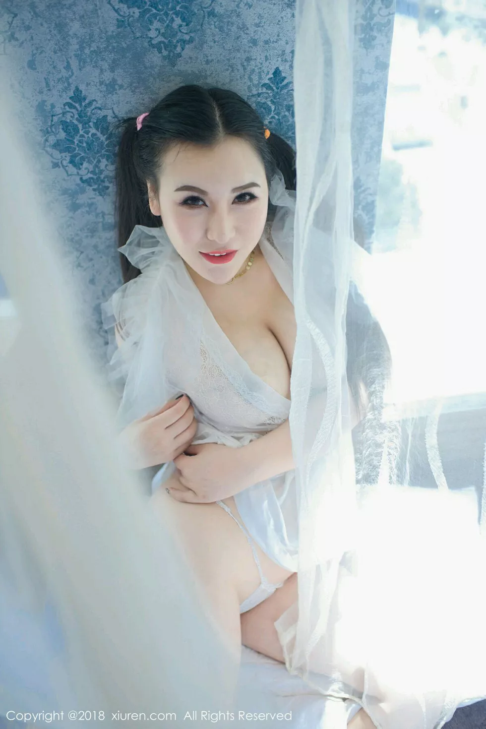 Xgyw.Org_XiuRen第1034期_嫩模MODEL伊若蕾丝开胸睡衣+带子死库水完美爆乳诱惑写真45P