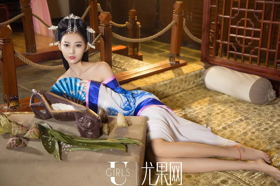 Xgyw.Org_[Ugirls尤果网]T035_尤果网助力女神程瑜西等八大美女性感私房写真PK80P