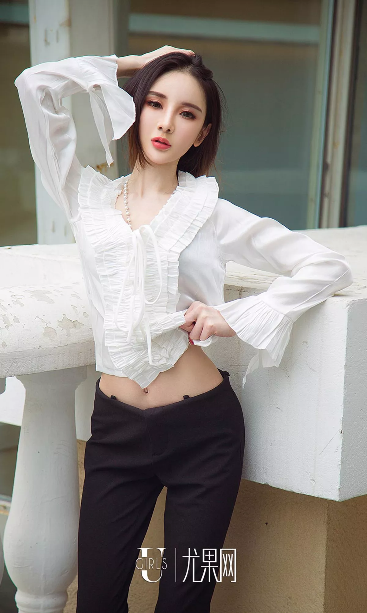 Xgyw.Org_[Ugirls爱尤物]No.1238_嫩模阿依努尔瓦娅户外多套性感服饰秀完美身材冷艳迷人写真35P