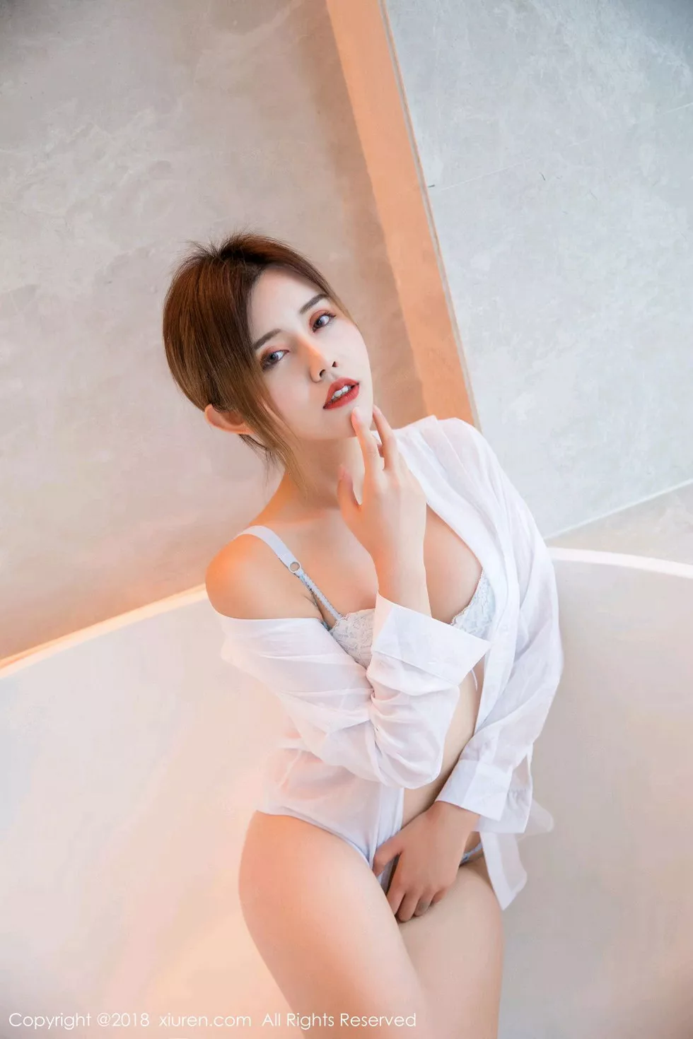 Xgyw.Org_XiuRen第1253期_女神Cris_卓娅祺性感吊带兔女郎+浴室白衬衫完美诱惑写真44P