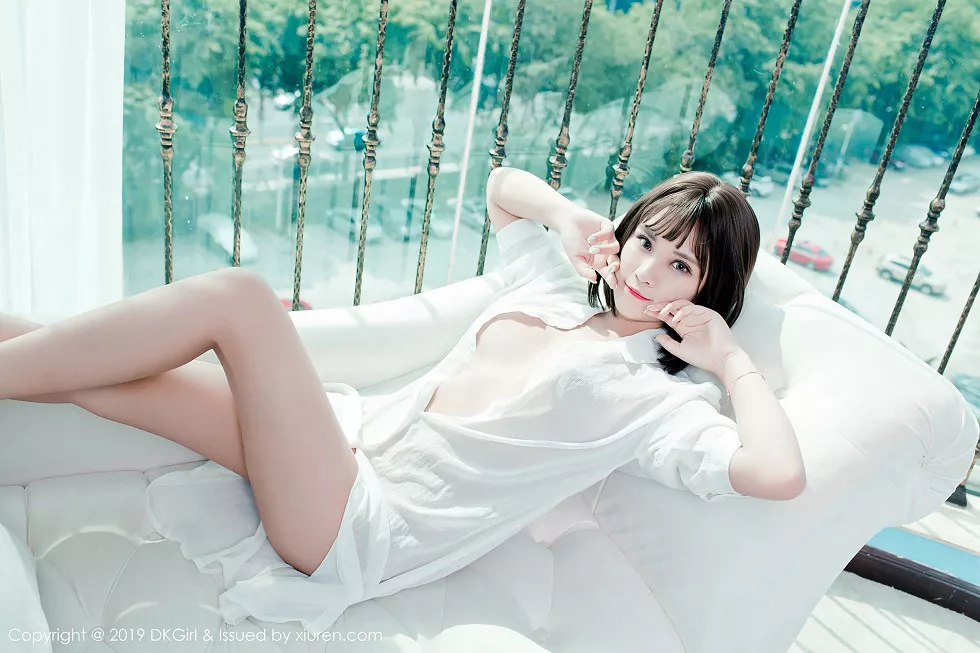 Xgyw.Org_[DKGirl御女郎]Vol.094_嫩模萌宝儿BoA私房真空白衬衣全脱秀火辣美体极致诱惑写真49P