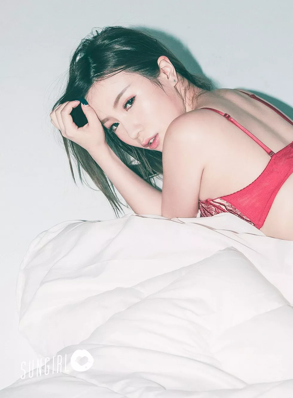 Xgyw.Org_[SunGirl阳光宝贝]NO.010_美乳天使吉宝Keppel私房床上性感火红内衣完美诱惑写真32P