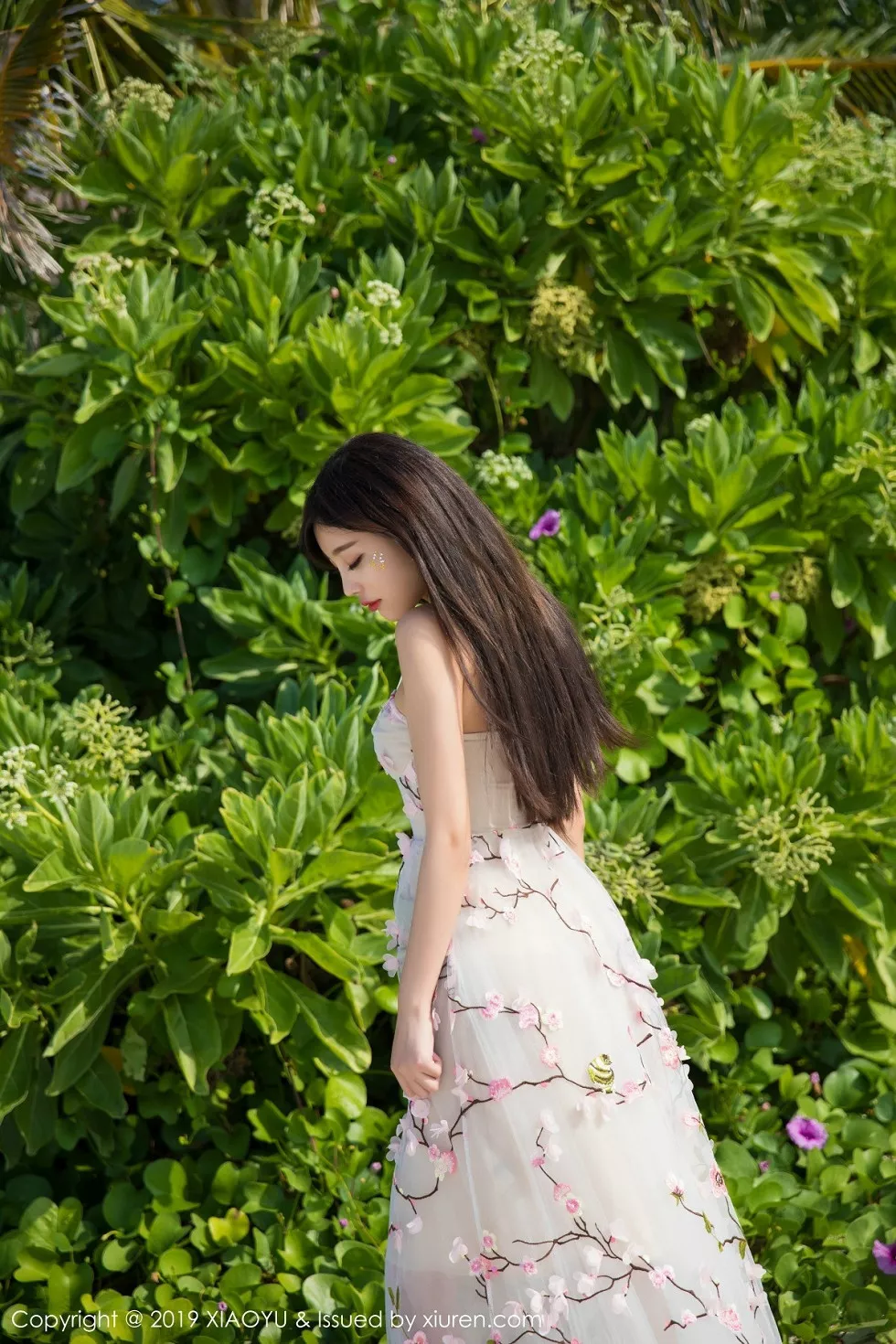 Xgyw.Org_[XiaoYu画语界]Vol.109_女神杨晨晨sugar马尔代夫旅拍私房性感白色内衣惹火诱惑写真55P