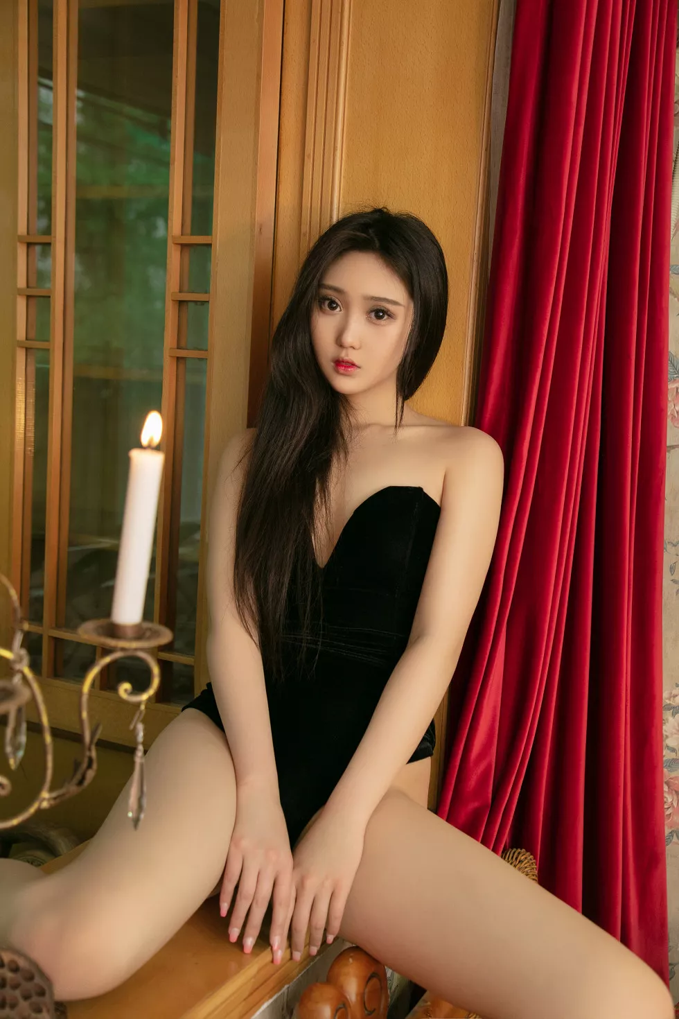 Xgyw.Org_[Ugirls尤果网]U426_靓丽嫩模私房透视情趣内衣配吊带黑丝秀火辣身材完美诱惑写真65P