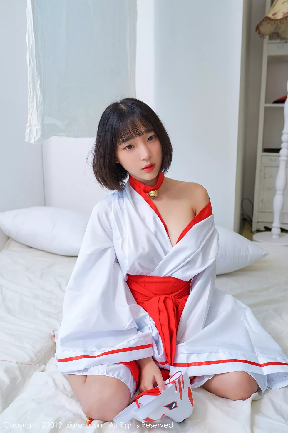 Xgyw.Org_XiuRen第1702期_模特_卿卿韩国旅拍私房面具魅惑半露豪乳+户外比基尼性感写真68P