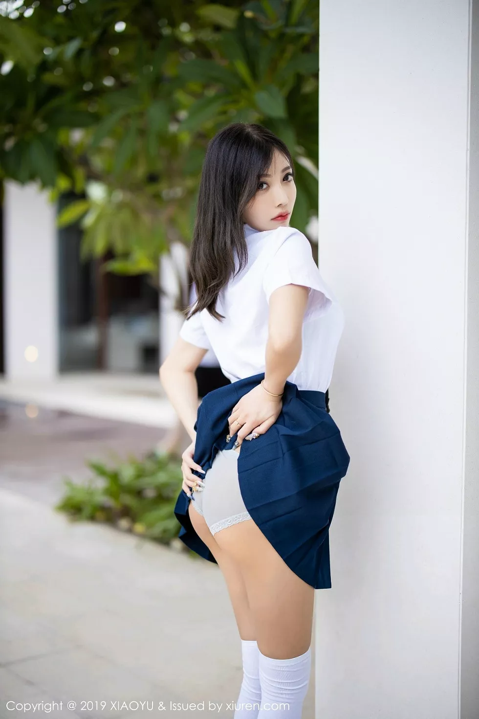Xgyw.Org_[XiaoYu画语界]Vol.184_女神杨晨晨sugar心愿旅拍清纯学生装半脱露蕾丝内衣诱惑写真73P