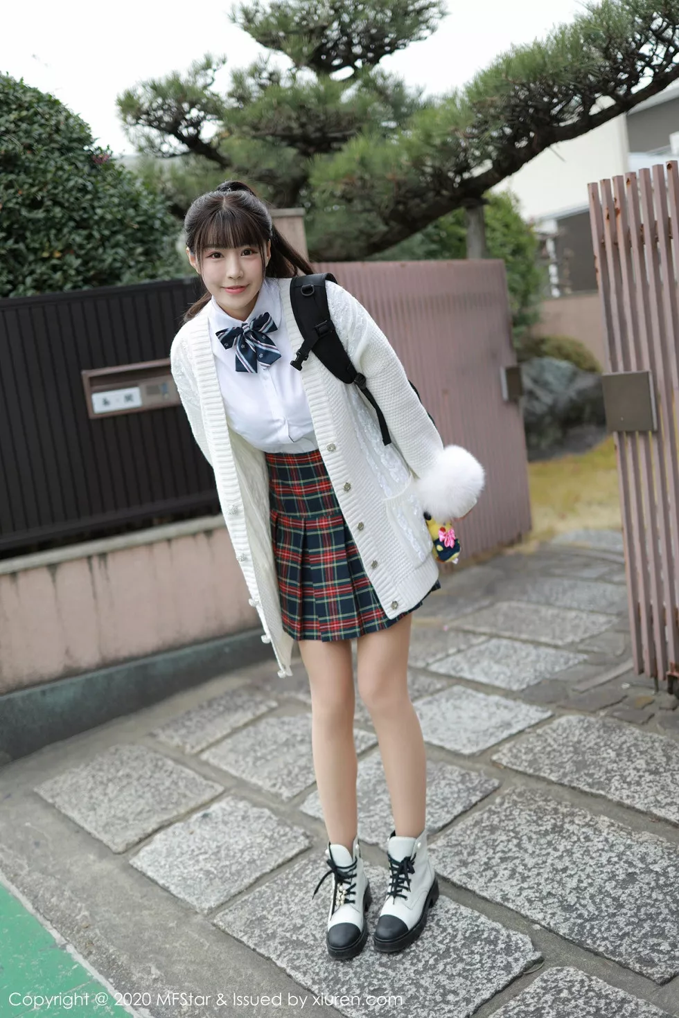 Xgyw.Org_[MFStar模范学院]Vol.259_嫩模朱可儿Flower日本旅拍尾随学生剧情主题魅惑写真73P