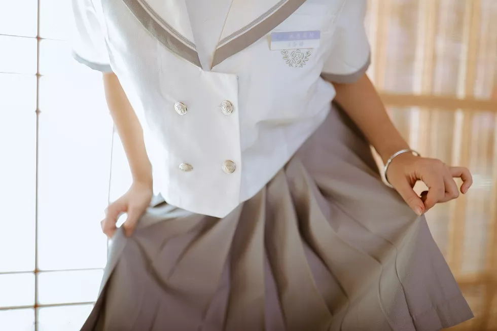 Xgyw.Org_[喵糖映画]Vol.039_复古风短裙美女居家私房性感黑丝短袜秀翘臀美腿诱人写真40P