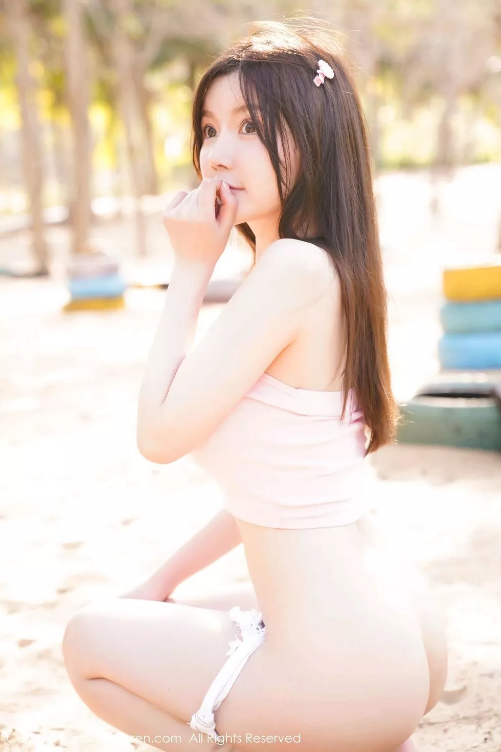 Xgyw.Org_XiuRen第2162期_女神糯美子Mini三亚旅拍户外沙滩粉色内衣秀傲人身材诱惑写真70P