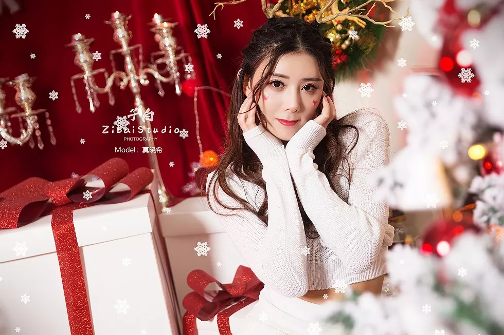 Xgyw.Org_[Toutiao头条女神]No.794_嫩模莫晓希和乔静性感圣诞女郎服饰秀美腿迷人写真21P