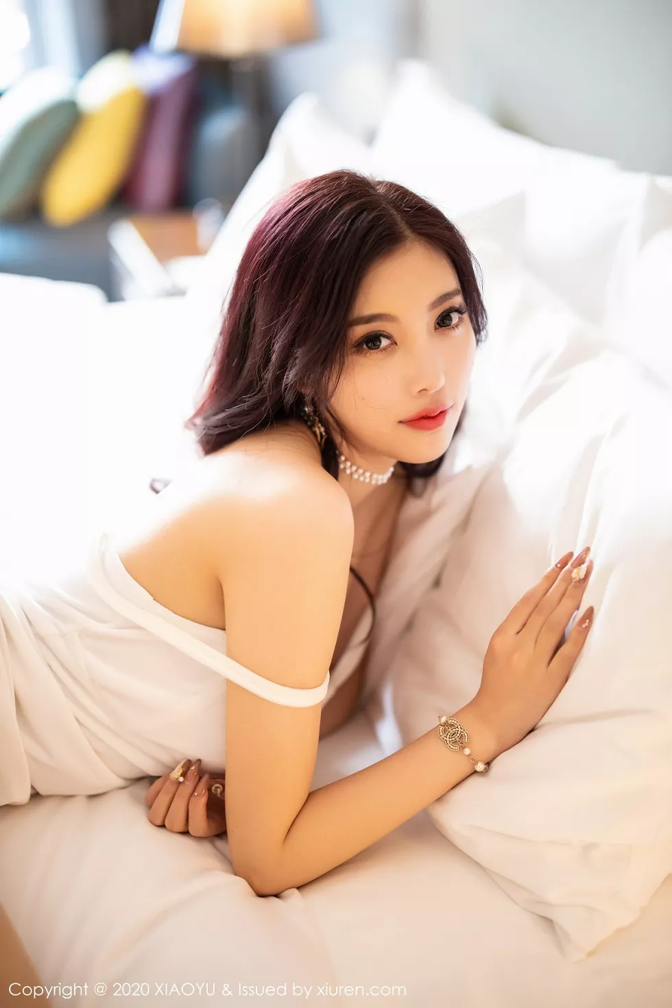 Xgyw.Org_[XiaoYu画语界]Vol.331_女神杨晨晨sugar私房白色吊裙配肉丝裤袜妩媚诱惑写真67P