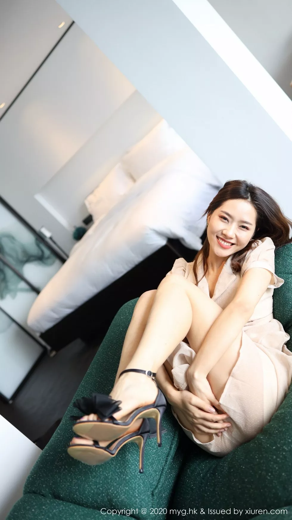 Xgyw.Org_[MyGirl美媛馆]Vol.447_嫩模方子萱大理旅拍私房典雅长裙半脱秀完美身材诱惑写真92P