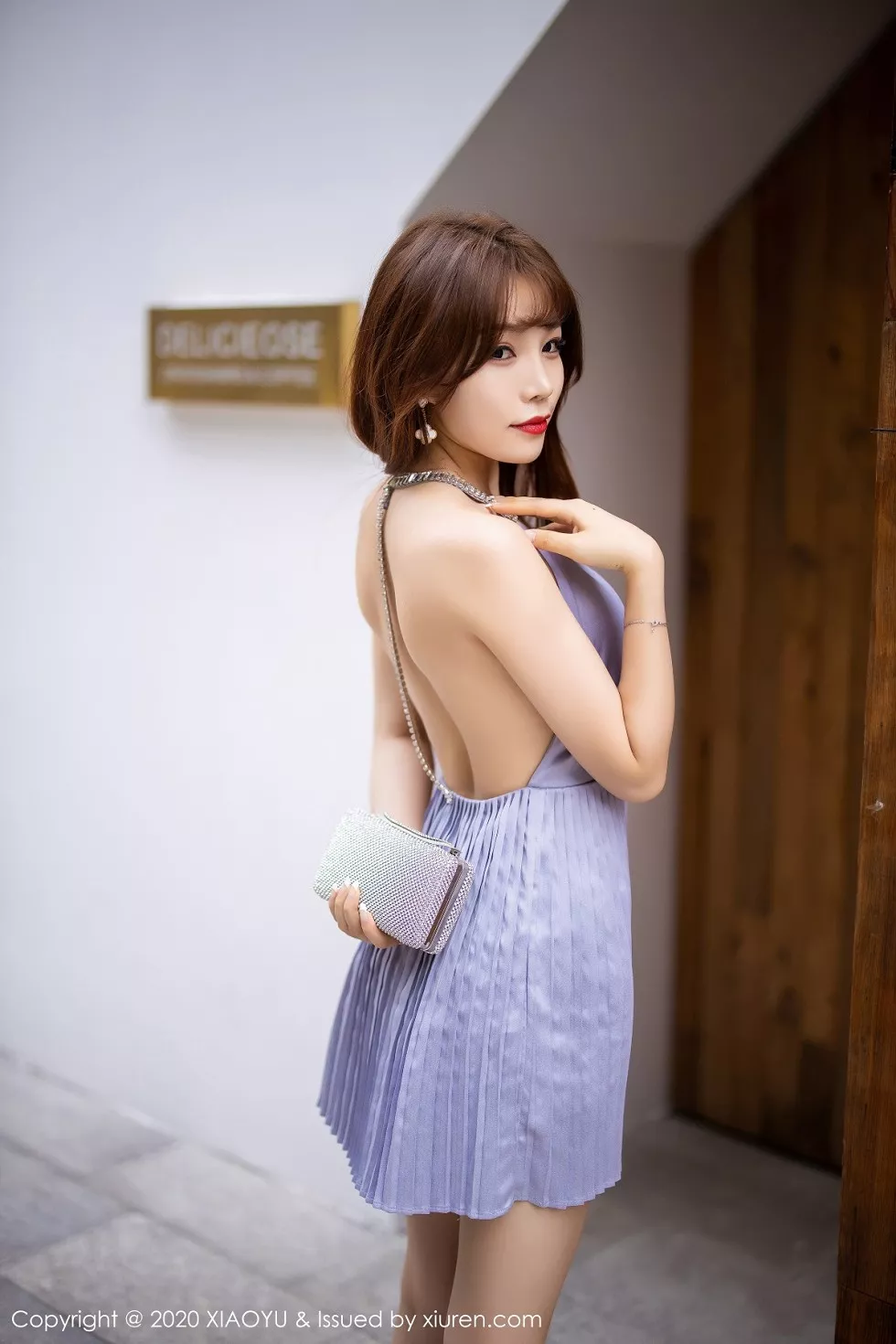 Xgyw.Org_[XiaoYu画语界]Vol.344_女神芝芝Booty街拍系列时尚粉红紧身运动衣完美诱惑写真101P