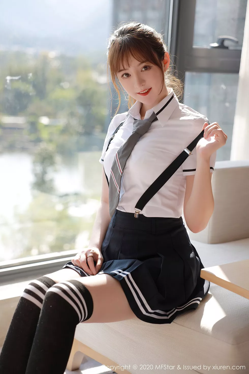 Xgyw.Org_[MFStar模范学院]Vol.390_嫩模yoo优优四川旅拍学院风校服主题半脱露性感内衣写真67P