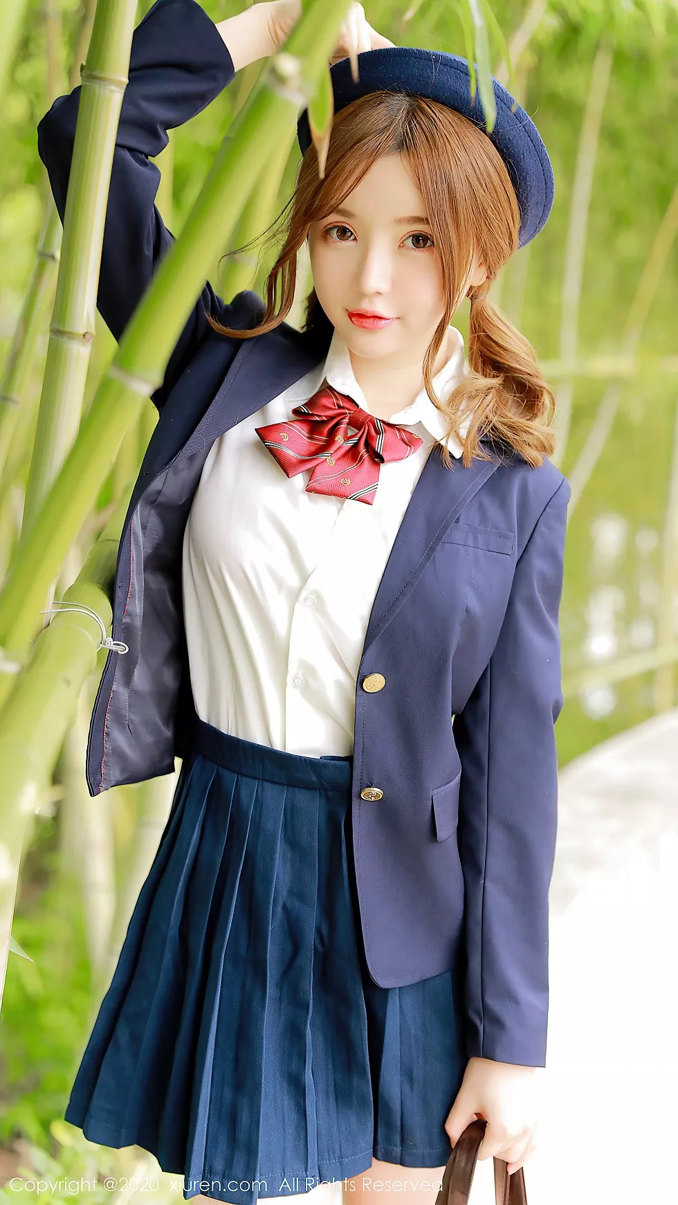 Xgyw.Org_XiuRen第2517期_女神糯美子Mini初恋少女主题典藏版花样百变服饰诱惑写真125P